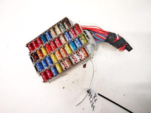 Used Fuse box Fuse box VOLVO S60 I (384) 2.4 (170 hp) 33078744 33078744