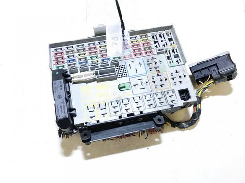 Used Fuse box Fuse box 33107055 33107055