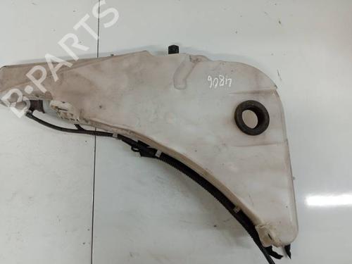 Used Windscreen washer tank Windscreen washer tank AUDI A4 B7 (8EC) 2.0 TDI (140 hp) 34923692 34923692