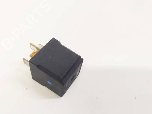 Used Electronic sensor Electronic sensor 32611765 32611765