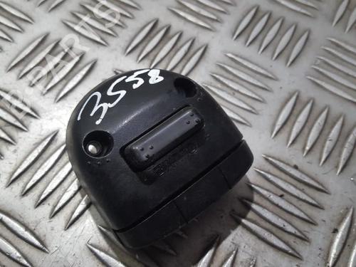 Used Steering wheel controls Steering wheel controls 35693814 35693814
