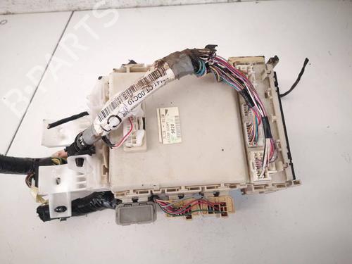 fuse-box-toyota-yaris-_p9_-2005-2006-2007-2008-2009-2010-2011-2012-2013-2014-33098215 main image