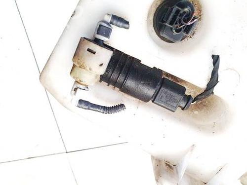 Used Washer pump Washer pump VW TOURAN (1T1, 1T2) 2.0 FSI (150 hp) 40245453 40245453