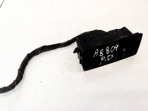 switch-opel-insignia-a-saloon-g09-2008-2009-2010-2011-2012-2013-2014-2015-2016-2017-32943501 main image