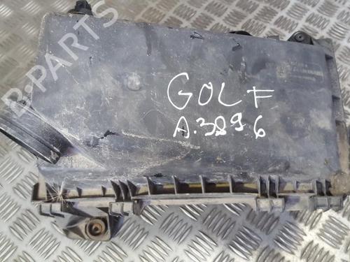 Used Air filter box Air filter box VW GOLF IV (1J1) 1.9 SDI (68 hp) 35686573 35686573
