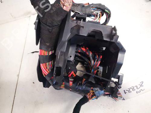 Fuse box VW GOLF V (1K1) 1.9 TDI | BP32932048E1 - Image 2