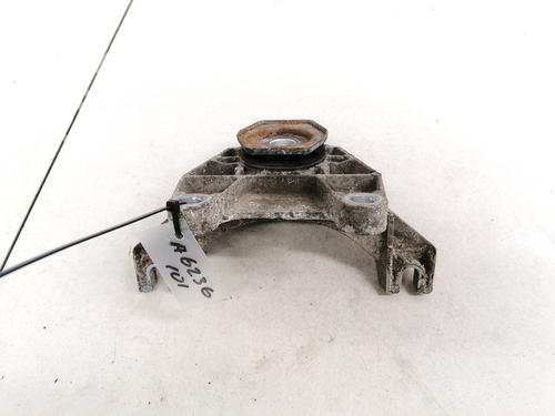 Used Engine mount Engine mount FIAT STILO (192_) 1.9 JTD (192_XE1A) (115 hp) 33081740 33081740