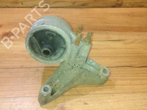 Used Engine mount Engine mount MITSUBISHI CARISMA (DA_) 1.6 (DA1A) (90 hp) 33531438 33531438