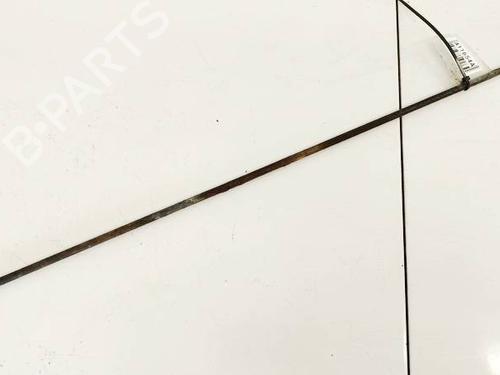 Cable del freno de mano Cable del freno de mano RENAULT MASTER II Van (FD) 2.5 dCi (FD02) (101 hp) 39895017 39895017