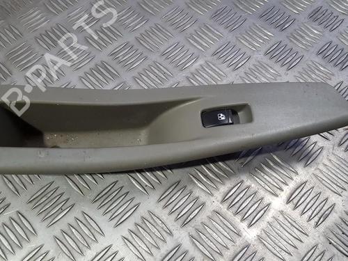 Used Switch Switch CHEVROLET LACETTI Saloon (J200) 1.6 (109 hp) 33492779 33492779