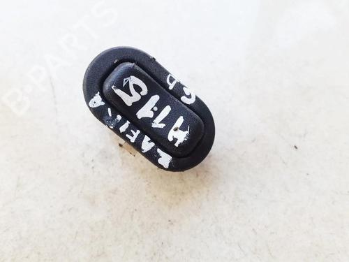 Used Switch Switch OPEL ZAFIRA A MPV (T98) 2.2 DTI 16V (F75) (125 hp) 33518740 33518740