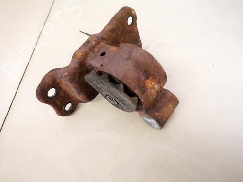 Used Engine mount Engine mount MITSUBISHI COLT V (CJ_, CP_) 1300 GL,GLX (CJ1A) (75 hp) 32881963 32881963
