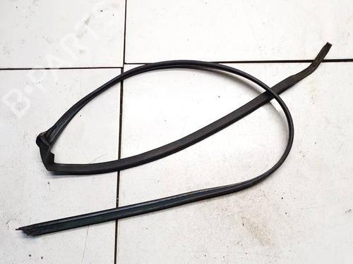 Used Rubber door seal Rubber door seal JAGUAR XF I (X250) 2.7 D (207 hp) 40113612 40113612