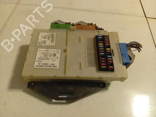 Used Fuse box Fuse box 38791093 38791093