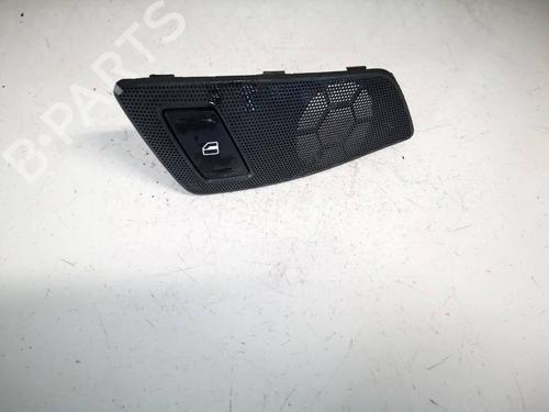 Used Switch SKODA OCTAVIA II (1Z3) 1.6 TDI (105 hp) 32616521