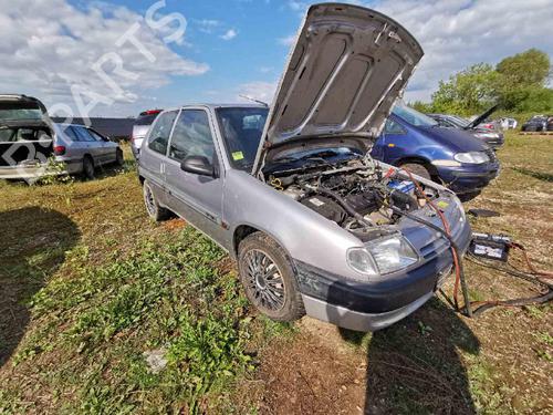 Brugte CITROËN SAXO (S0, S1) 1.6 (90 hp) 4442522