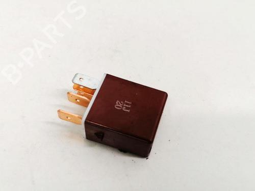 Used Electronic sensor Electronic sensor TOYOTA COROLLA Verso (_E12_) 1.8 VVT-i (ZZE122_, ZZE122R) (135 hp) 32876975 32876975