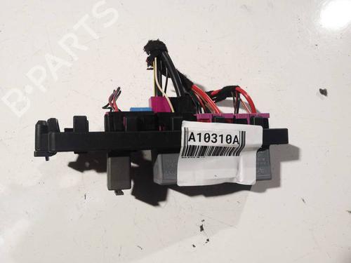 Used Fuse box Fuse box SKODA OCTAVIA II (1Z3) 1.9 TDI (105 hp) 32576545 32576545