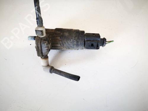 washer-pump-skoda-yeti-5l-2009-2010-2011-2012-2013-2014-2015-2016-2017-35222264 main image
