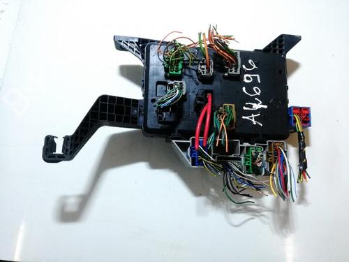 fuse-box-ford-mondeo-iii-b5y-2000-2001-2002-2003-2004-2005-2006-2007-33512572 main image