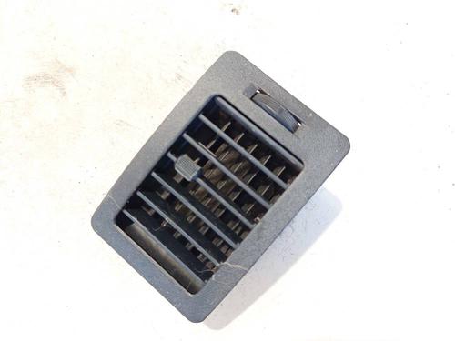 Used Air vent TOYOTA HILUX VII Pickup (_N1_, _N2_, _N3_) 2.5 D-4D (KUN15, KUN35) (144 hp) 32557823
