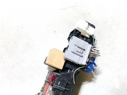 Fuse box MITSUBISHI LANCER V (CB_A, CD_A, CE_A) 2.0 Diesel (CB8A) | BP33068196E1 - Image 3