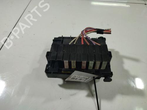 Used Fuse box Fuse box 33683303 33683303