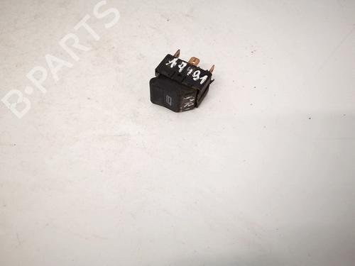 switch-audi-a4-b5-8d2-1994-1995-1996-1997-1998-1999-2000-2001-32908150 main image