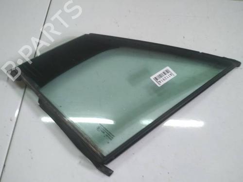 Vidro triangular frente esquerdo Vidro triangular frente esquerdo 38630067 38630067