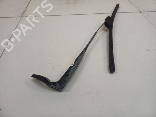 Used Front windshield wiper arm Front windshield wiper arm 37286184 37286184