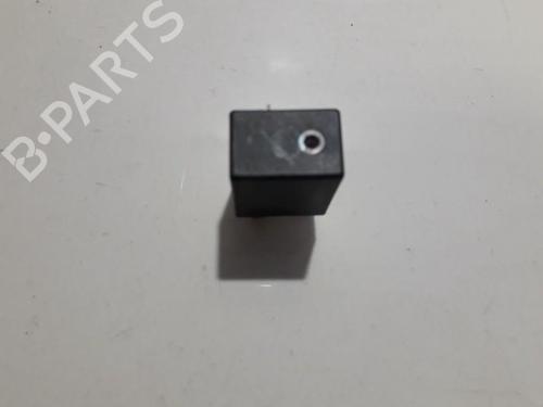 Used Electronic sensor Electronic sensor TOYOTA AVENSIS (_T25_) 2.0 D-4D (ADT250_, ADT250R) (126 hp) 33506244 33506244