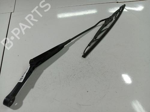 Used Front windshield wiper arm Front windshield wiper arm AUDI A4 B5 (8D2) 1.9 TDI (90 hp) 33837943 33837943
