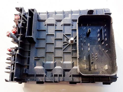 Used Fuse box Fuse box VW PASSAT B6 (3C2) 2.0 FSI (150 hp) 33061086 33061086