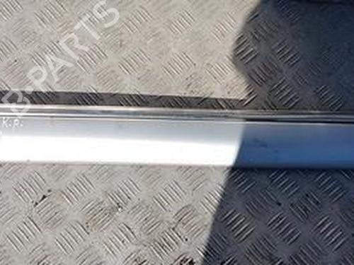 rubber-door-seal-mercedes-benz-e-class-w210-1995-1996-1997-1998-1999-2000-2001-2002-2003-35664601 main image