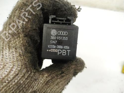 Electronic sensor VW PASSAT B5.5 (3B3) 2.0 TDI | BP35465165M84 - Image 3