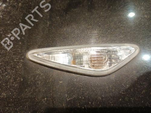 Used Right side indicator Right side indicator 37064223 37064223