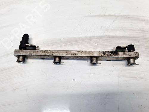 injection-rail-opel-corsa-d-s07-2006-2007-2008-2009-2010-2011-2012-2013-2014-2015-34811743 main image