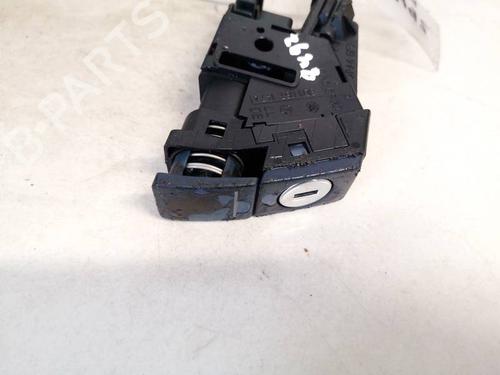 other-vw-phaeton-3d1-3d2-3d3-3d4-3d6-3d7-3d8-3d9-2002-2003-2004-2005-2006-2007-2008-2009-2010-2011-2012-2013-2014-2015-2016-32919685 main image