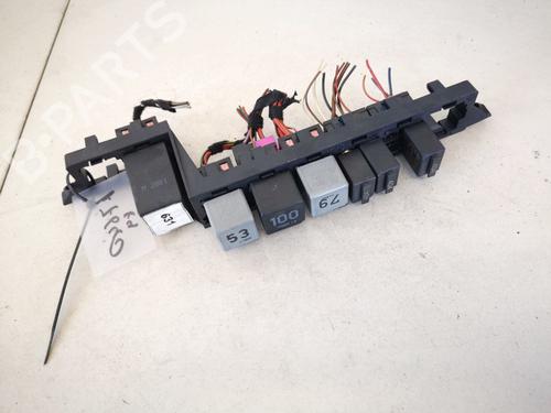 fuse-box-vw-phaeton-3d1-3d2-3d3-3d4-3d6-3d7-3d8-3d9-2002-2003-2004-2005-2006-2007-2008-2009-2010-2011-2012-2013-2014-2015-2016-32907152 main image