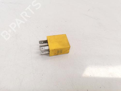 Used Electronic sensor Electronic sensor OPEL ZAFIRA A MPV (T98) 2.0 DI 16V (F75) (82 hp) 33089864 33089864