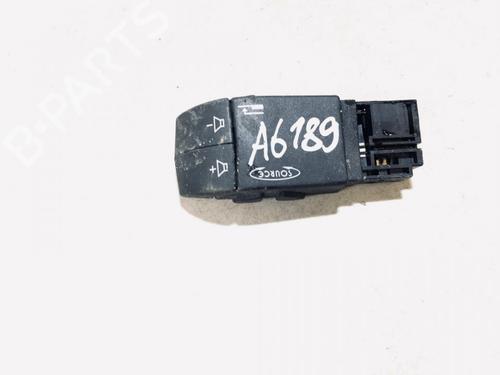 Used Steering wheel controls Steering wheel controls 35613664 35613664