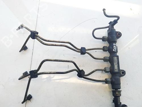 Used Injection rail Injection rail VOLVO V50 (545) 1.6 D (110 hp) 35448789 35448789