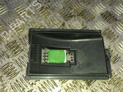 Used Heater resistor Heater resistor VW GOLF IV (1J1) 1.9 TDI (110 hp) 35672827 35672827