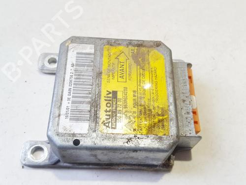 ecu-airbags-peugeot-partner-mpv-5_-g_-1996-33508495 main image
