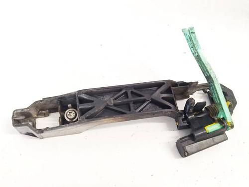 rear-left-exterior-door-handle-toyota-corolla-verso-_e12_-2001-2002-2003-2004-2005-2006-2007-34780565 main image