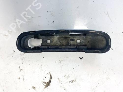 front-right-exterior-door-handle-audi-a4-b5-8d2-1994-1995-1996-1997-1998-1999-2000-2001-35053648 main image