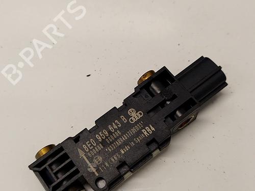 Used Electronic module Electronic module AUDI A5 (8T3) 3.0 TDI quattro (240 hp) 33489946 33489946