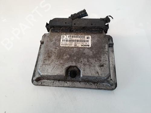 Used Engine control unit (ECU) Engine control unit (ECU) OPEL ASTRA G Hatchback (T98) 1.7 TD (F08, F48) (68 hp) 32887850 32887850