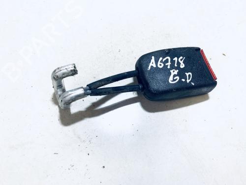 seat-buckle-vw-passat-b5-variant-3b5-1997-1998-1999-2000-2001-35573140 main image