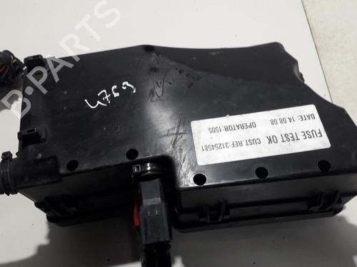 Fuse box VOLVO C30 (533) 2.0 D | BP33512839E1 - Image 2